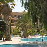 Kings Palace - Superb 2 Bed Ground Floor Apartment *