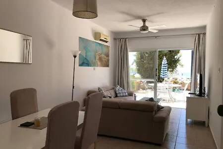Kings Palace - Superb 2 Bed Ground Floor דירה